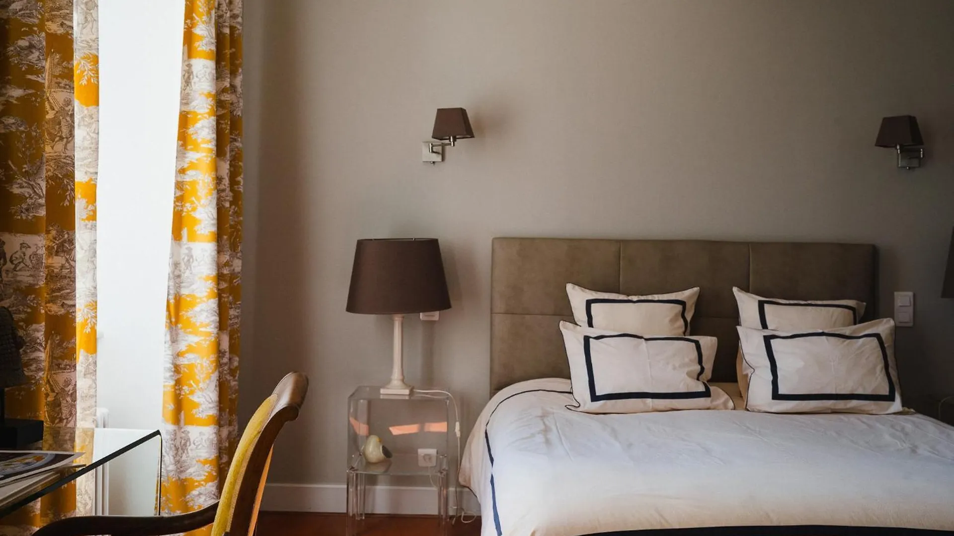 Chateau De La Bousquetarie Lempaut Guest house