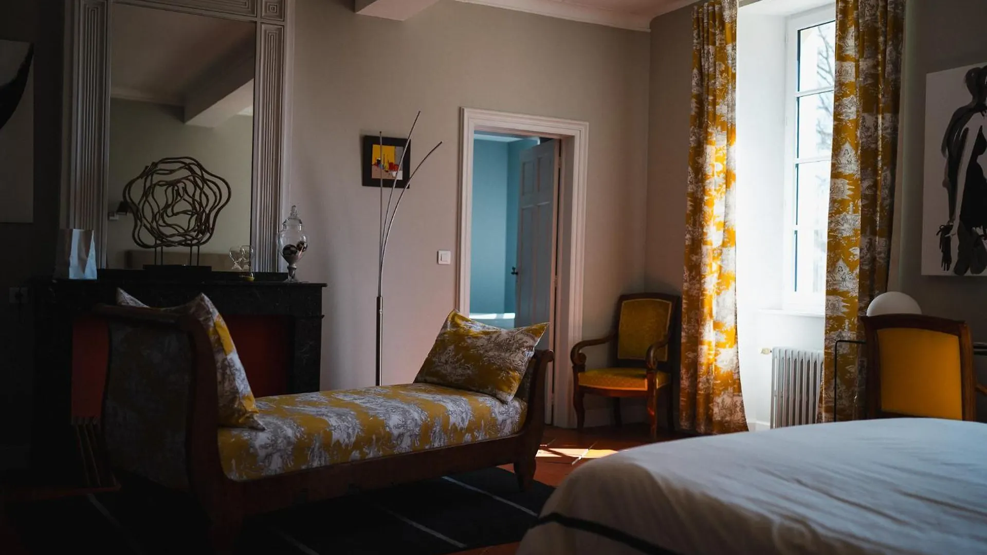 Chateau De La Bousquetarie Lempaut Guest house